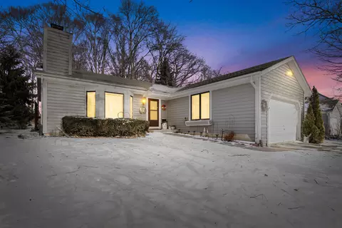 810 E Marquette, Oak Creek, WI 53154