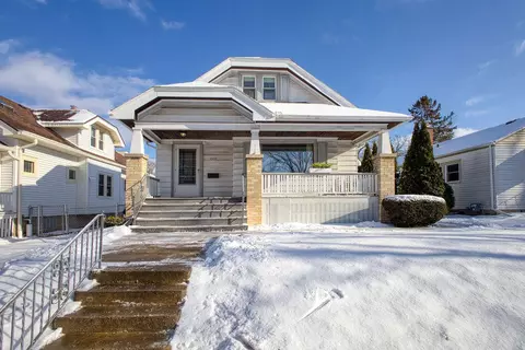 2214 S 80th, West Allis, WI 53219