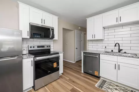 3526 W Glendale, Milwaukee, WI 53209