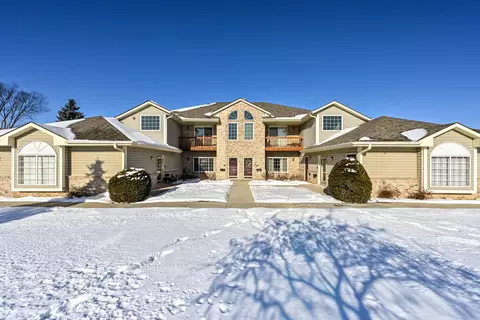 17600 W Lincoln, New Berlin, WI 53146
