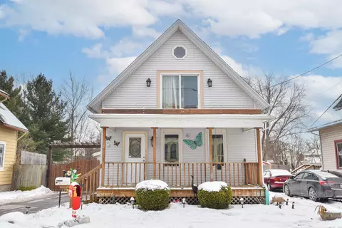 537 Elizabeth, Waukesha, WI 53186