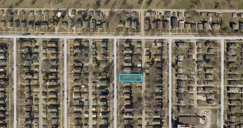 4352 N 17th, Milwaukee, WI 53209