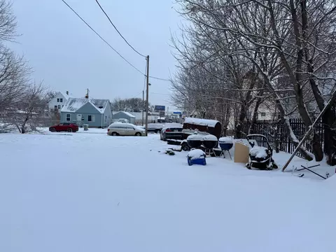 1430 Groeling, Milwaukee, WI 53206