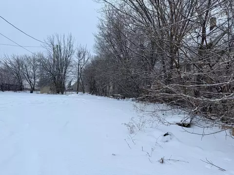 1426 W Groeling, Milwaukee, WI 53206