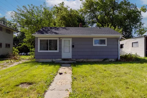 5713 N 61st, Milwaukee, WI 53218