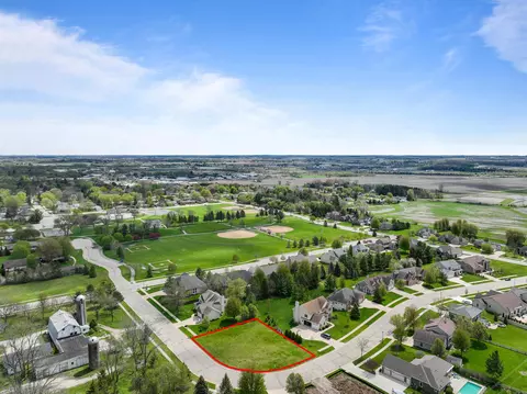 Lt12 S Stonefield, Elkhorn, WI 53121