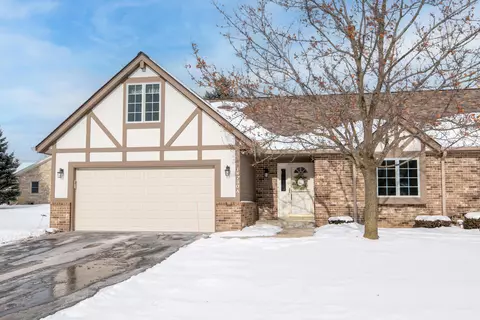 18730 Estate #A, Brookfield, WI 53045