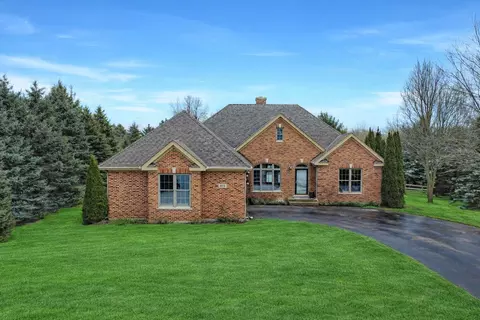 8975 371st, Randall, WI 53181