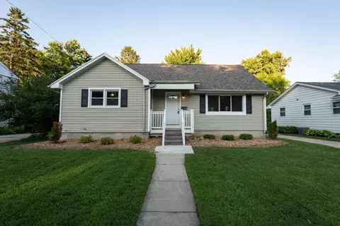 1153 N 11th, West Bend, WI 53090