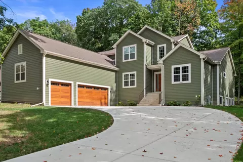 2000 Kathlynn, Brookfield, WI 53045