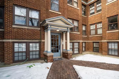 2535 N Downer #8, Milwaukee, WI 53211