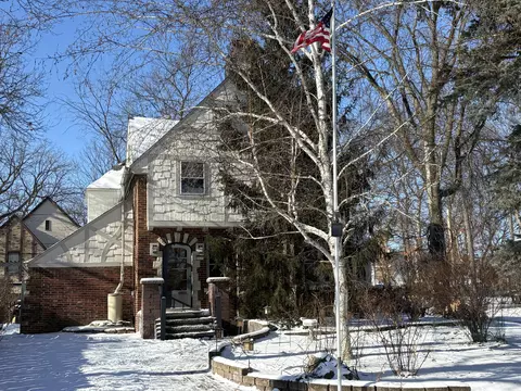5531 S 110th, Hales Corners, WI 53130