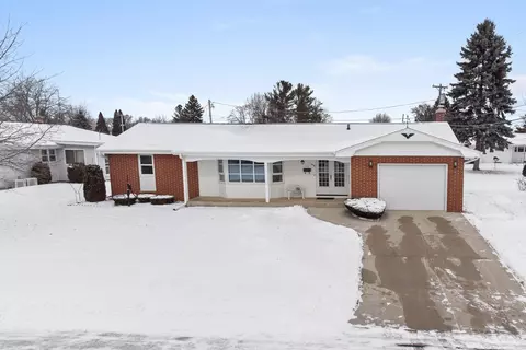 1414 Hilltop, Plymouth, WI 53073