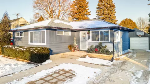 2513 Wedemeyer, Sheboygan, WI 53081