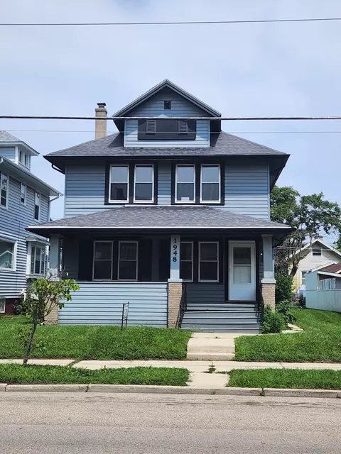 1948 12th, Racine, WI 53403