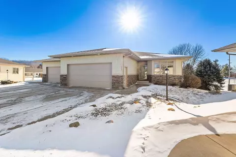 1264 Bentgrass, Onalaska, WI 54650