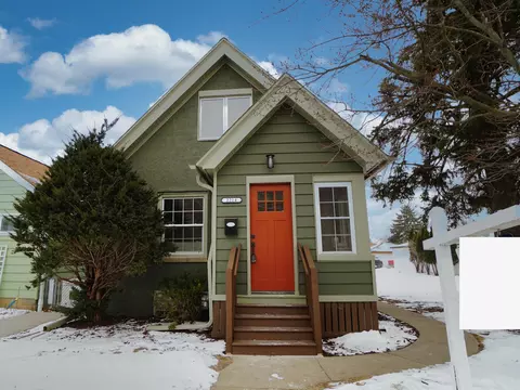 2214 S 60th, West Allis, WI 53219