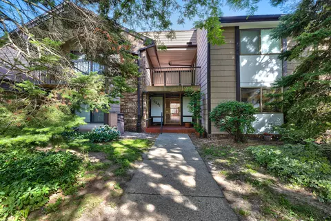 8641 N Servite #109, Milwaukee, WI 53223