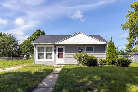 6026 W Carmen, Milwaukee, WI 53218