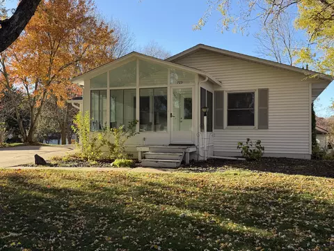 723 High Rdg, River Falls, WI 54022