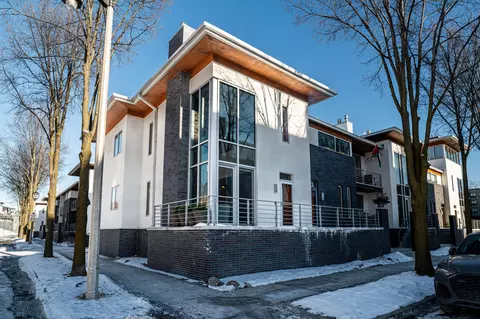 1924 N Booth, Milwaukee, WI 53212