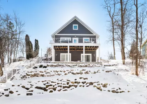 215 Wesley, Williams Bay, WI 53191