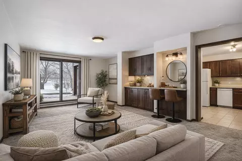 5200 S Tuckaway #107A, Greenfield, WI 53221