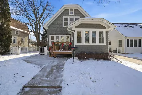 117 Harrison, Waukesha, WI 53186