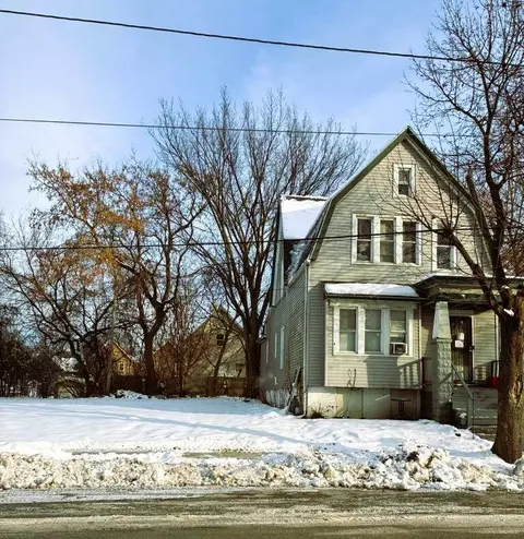 2814 N 12th, Milwaukee, WI 53206