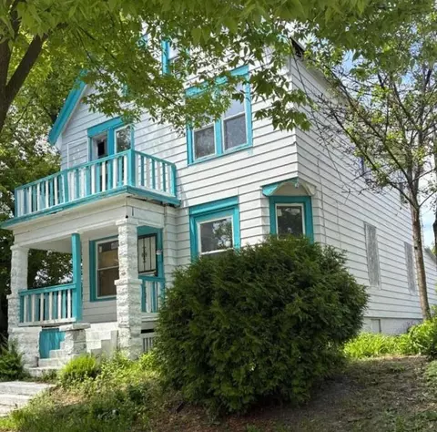 2817 N 12th, Milwaukee, WI 53206