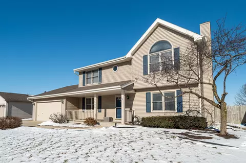 8608 Camelot, Sturtevant, WI 53177