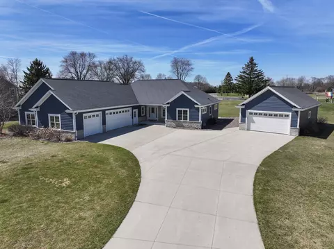 5125 Roamn, Addison, WI 53027