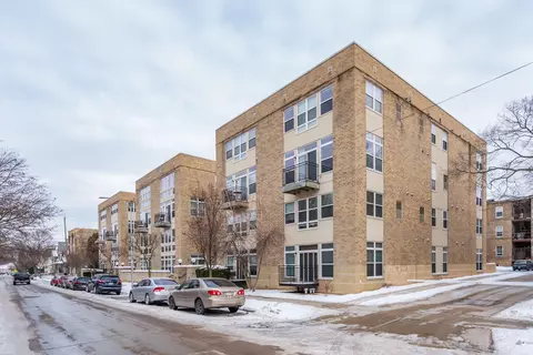 1550 N Warren #308, Milwaukee, WI 53202