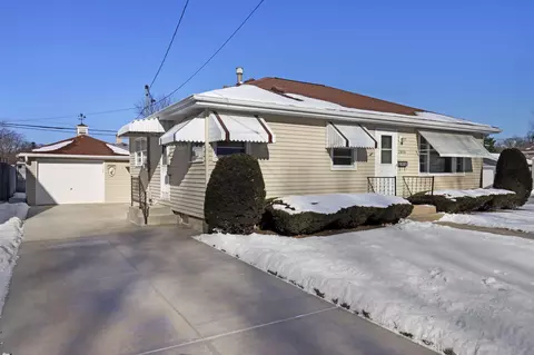 2400 Rupert, Racine, WI 53405