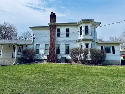 Exterior - 103 W Eagle, Eagle, WI 53119 photo 3 of 4
