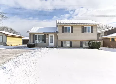 1521 Prairie, Mount Pleasant, WI 53406