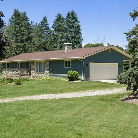 w2276 Ourtown Road, Lima, WI 53085