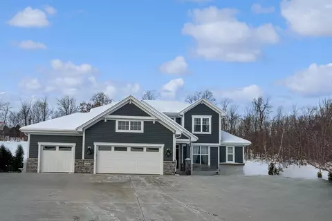1885 Grandview, Slinger, WI 53086