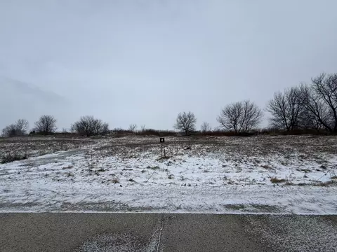 Lt4 Cedarview, Saint Cloud, WI 53079 photo 2