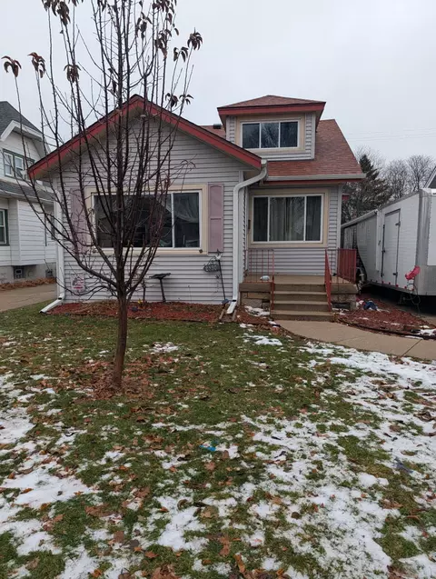 2530 N 58th, Milwaukee, WI 53210