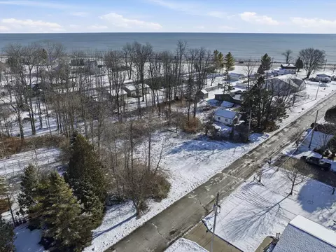 Lt1 Turner, Two Rivers, WI 54241