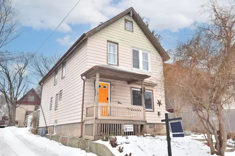 2414 N Weil, Milwaukee, WI 53212