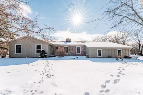 n69w27233 Hickory Chasm, Lisbon, WI 53089