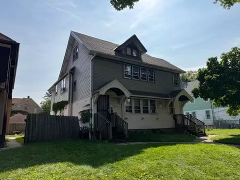 2932 N 44th #2934, Milwaukee, WI 53210