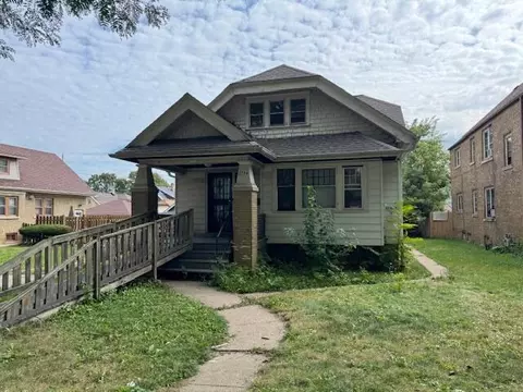 2726 N 56th #2726A, Milwaukee, WI 53210