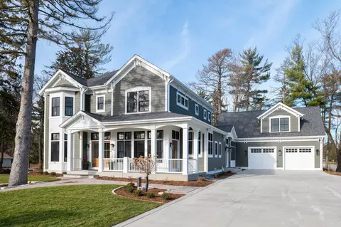 545 Wisconsin, Delafield, WI 53018