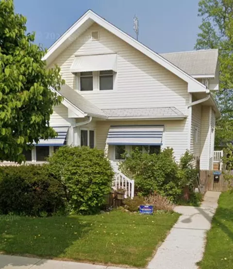 1223 Lathrop, Racine, WI 53405