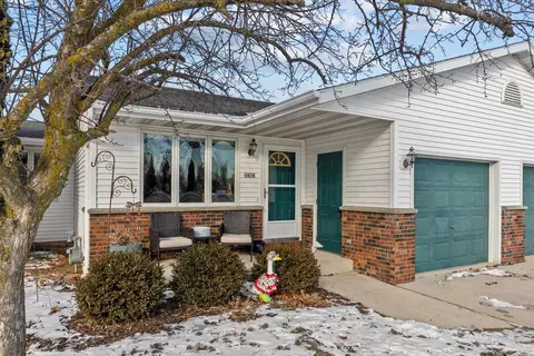 1414 Dutch, Oostburg, WI 53070