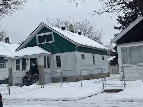 3035 N 47th, Milwaukee, WI 53210
