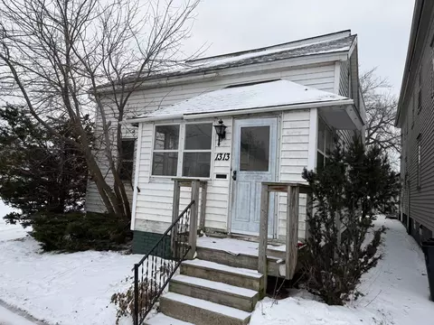 1313 22nd, Two Rivers, WI 54241